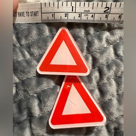 Hair Clip 2 Pcs NEW unique
red rectangle - Picture 5 of 14